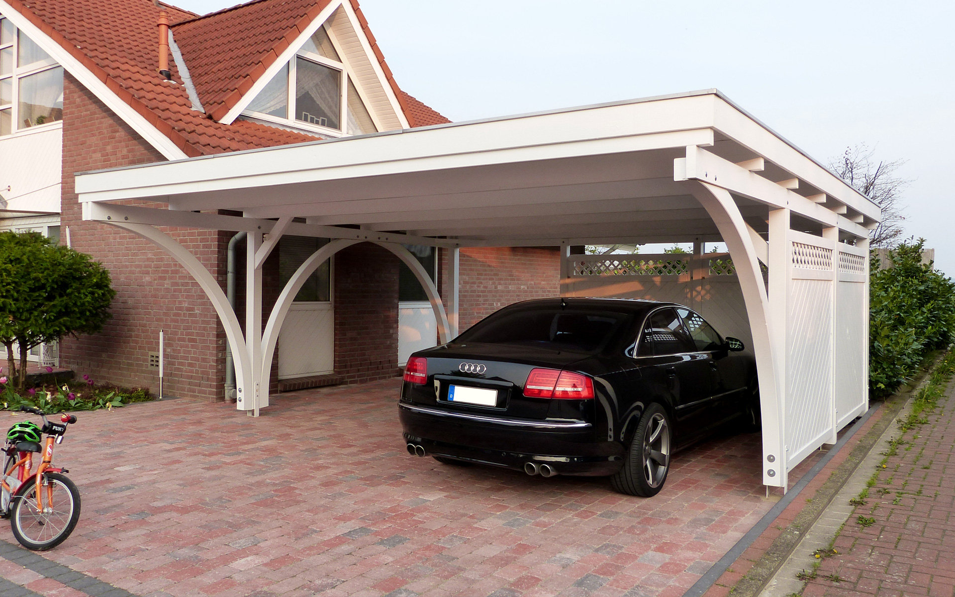 Doppelcarport 610x600 cm mit vier Leimholzbögen